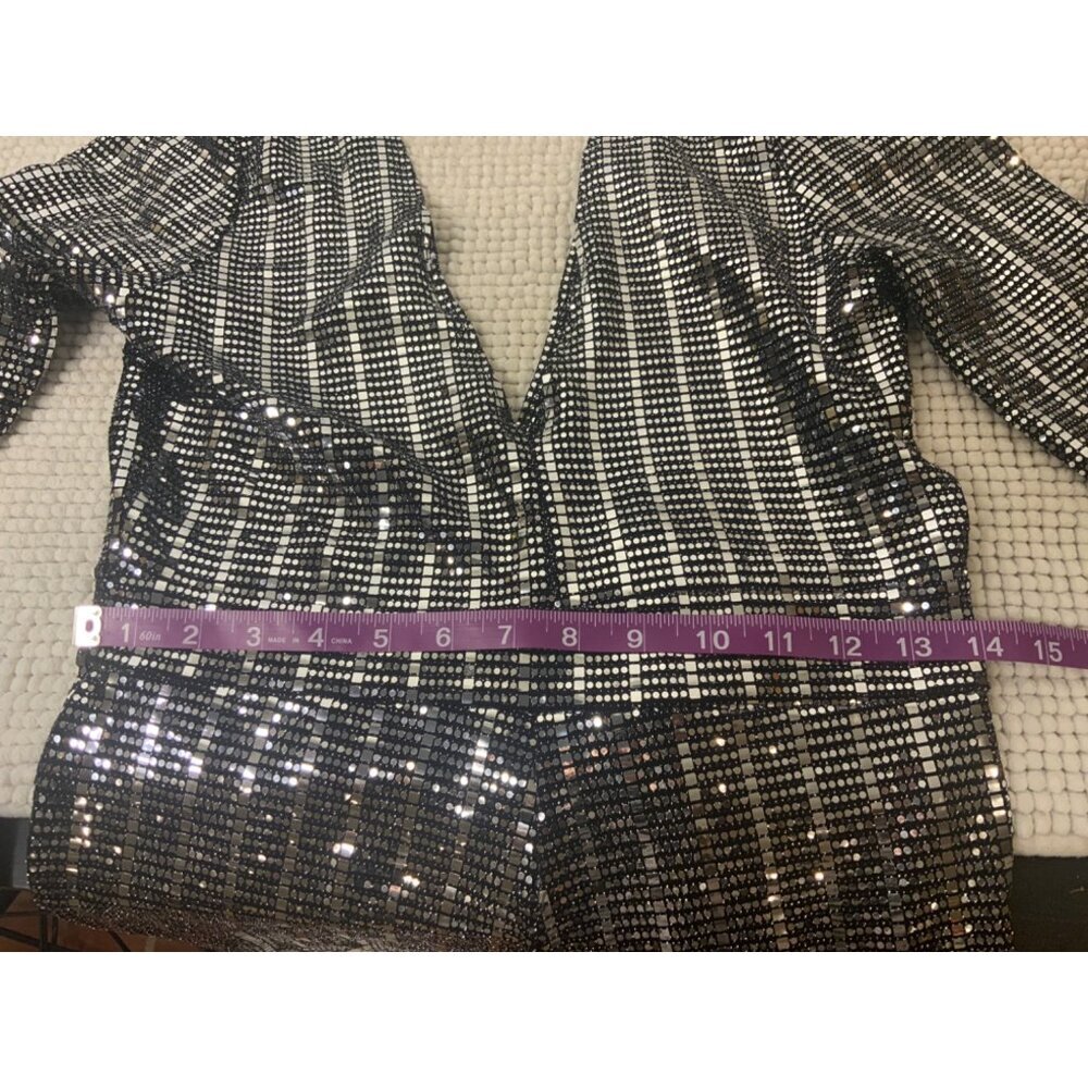 Black & Silver Sequin Long Sleeve Deep V-Neck Romper Womens med - Picture 4 of 10